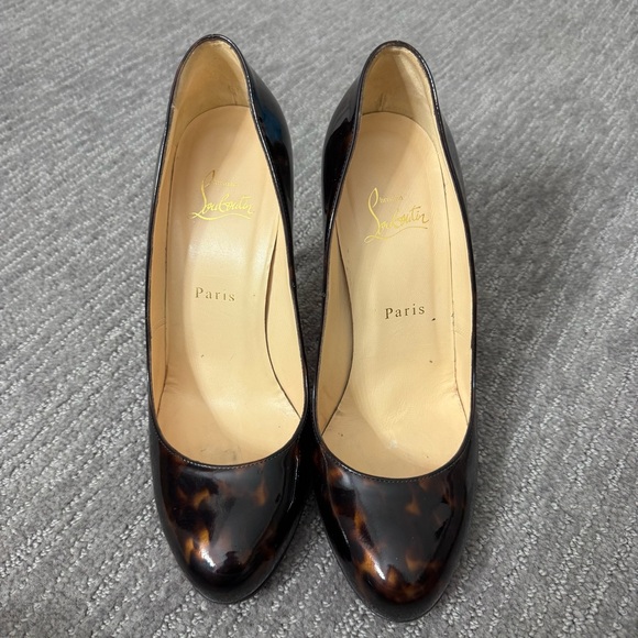Christian Louboutin Ron Ron 100 Patent Calf Turtle Round Toe Heels, Size 39 - Picture 4 of 11